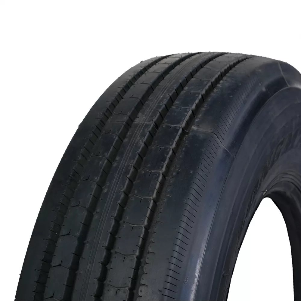 Грузовая шина 295/80 R22,5 Long March LM-216 18PR в Лысьве