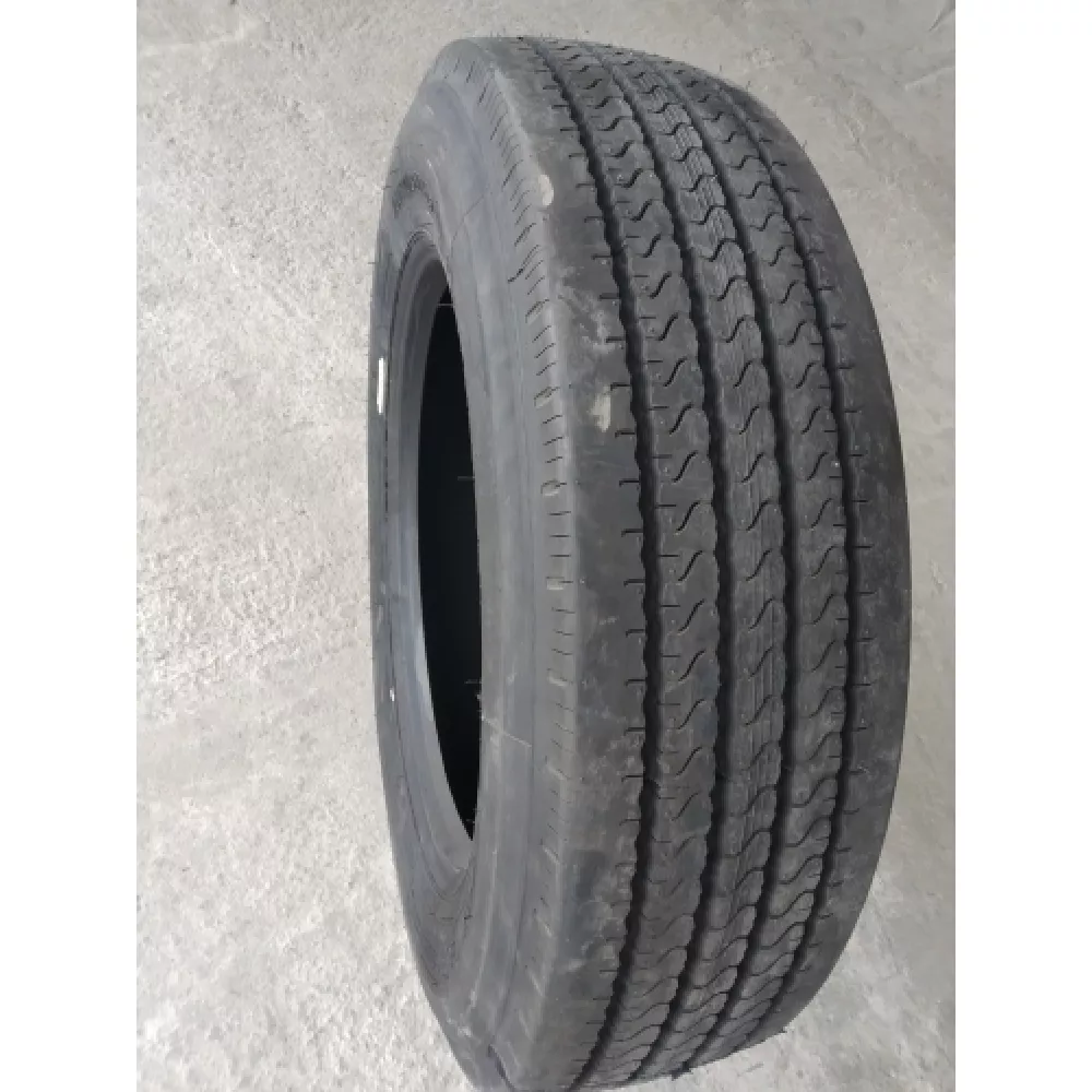 Грузовая шина 255/70 R22,5 Long March LM-120 16PR в Лысьве