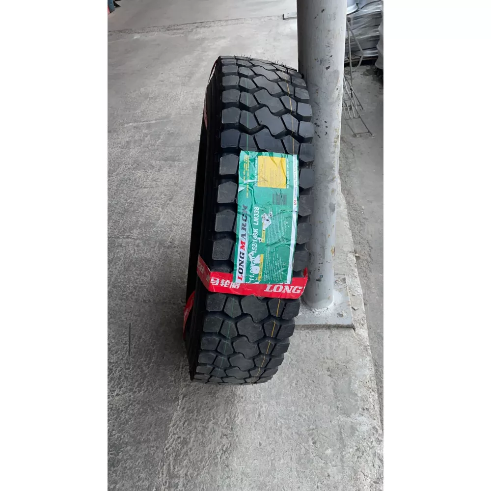 Грузовая шина 11,00 R20 Long March LM-338 18PR в Лысьве